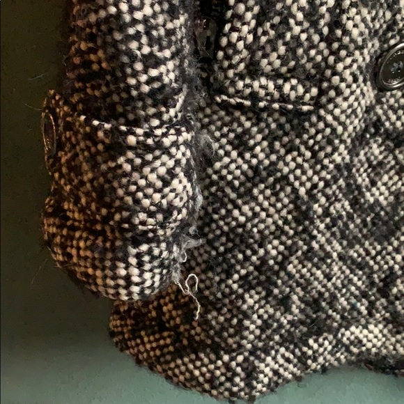 Burberry Coat - Picture 4 of 4